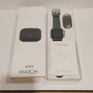 NIB W99 Children's Green Fitness Watch